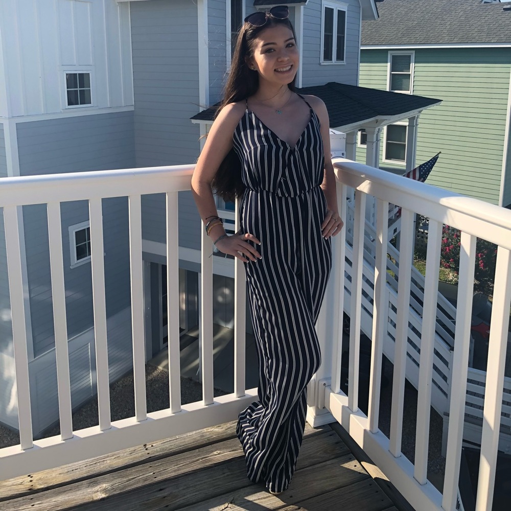 jumpsuit - Picture 1 of 1
